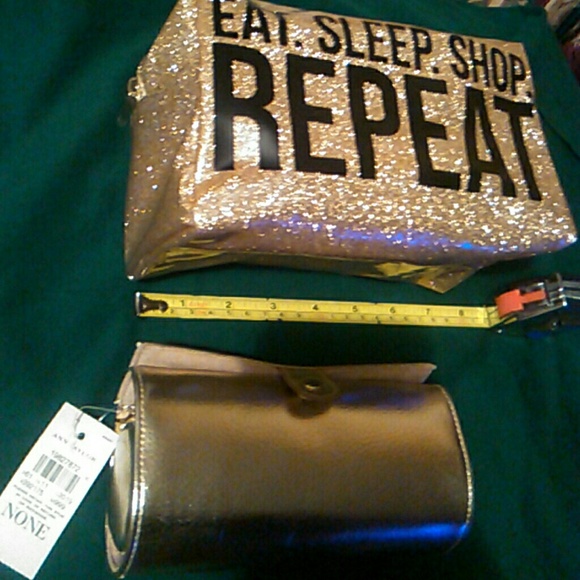 Gold evening clutch and pouch - Picture 2 of 6